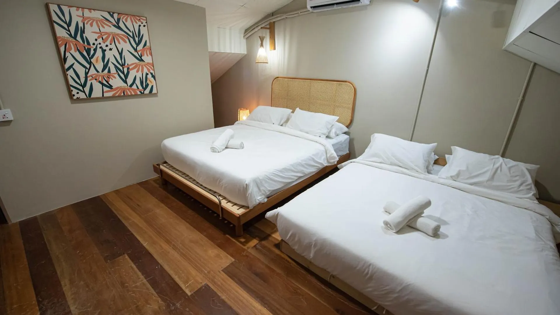 Deluma - Lebuh Melayu 4 Bedroom George Town 0*,